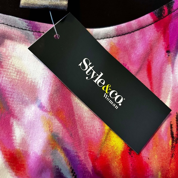 CIRCULAR TOP, BLACK & MULTICOLOUR, SIZE 3X, BRIGHT FLOWER WITH CRYSTALS, SOFT - Picture 2 of 11